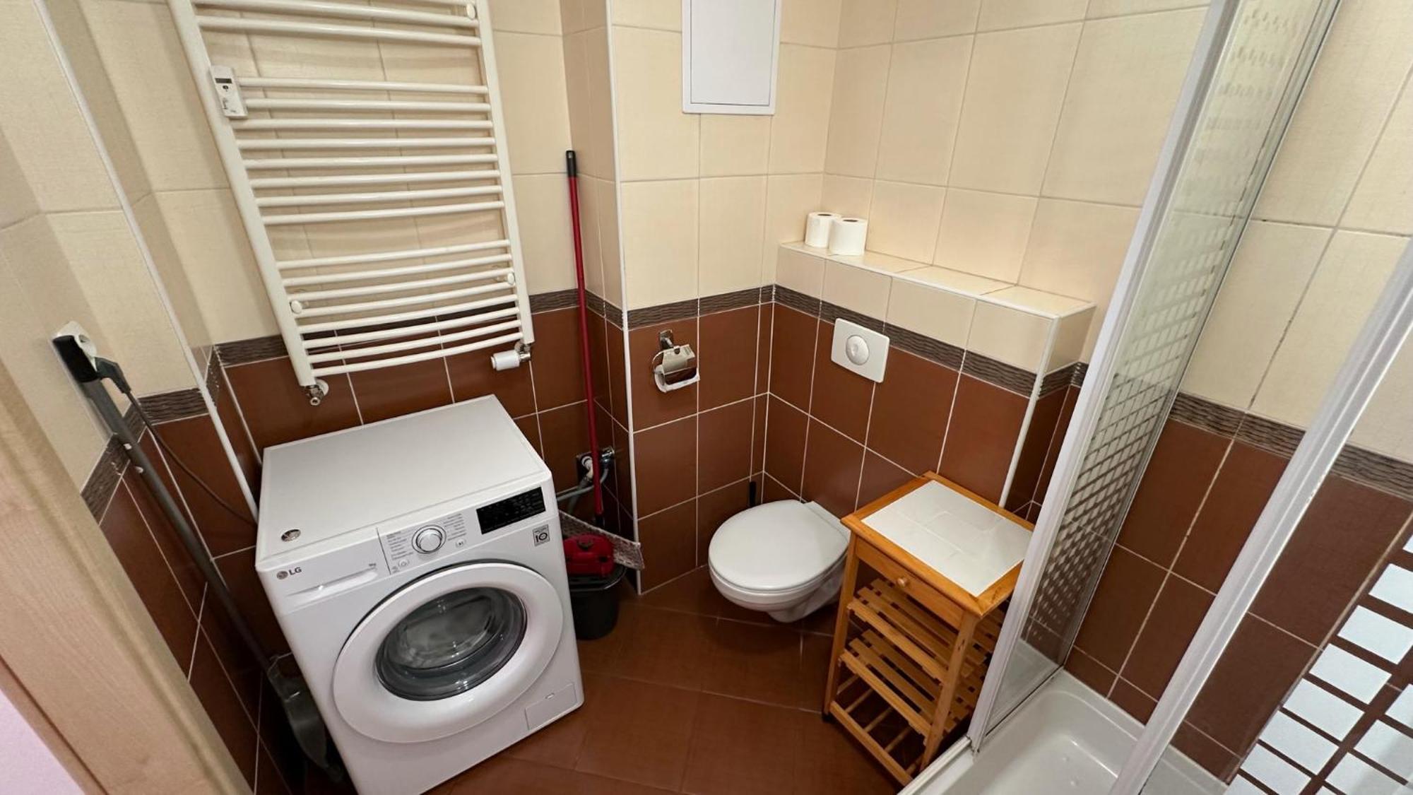 2 Room Apartment With Balcony 255, Apartmany Liptov Liptovský Mikuláš Exteriör bild